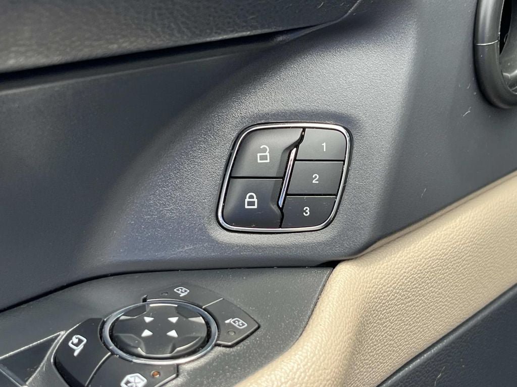 Used 2024 Ford Expedition Max Limited AWD/4WD image 30