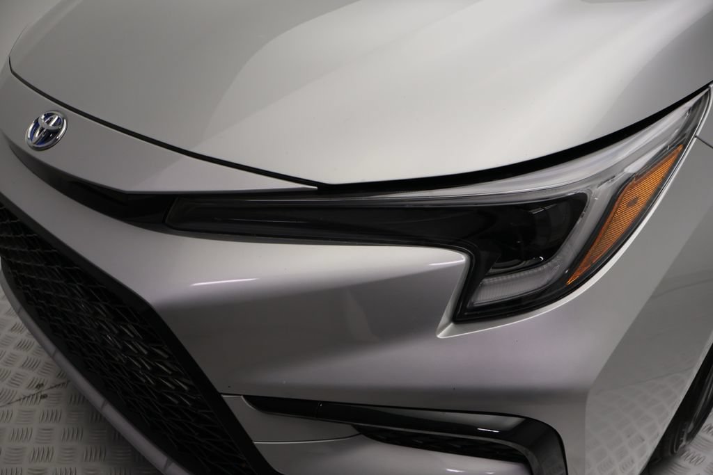 Certified 2024 Toyota Corolla SE FWD image 3