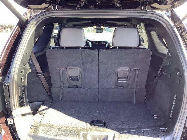 Used 2025 Dodge Durango GT AWD/4WD image 31