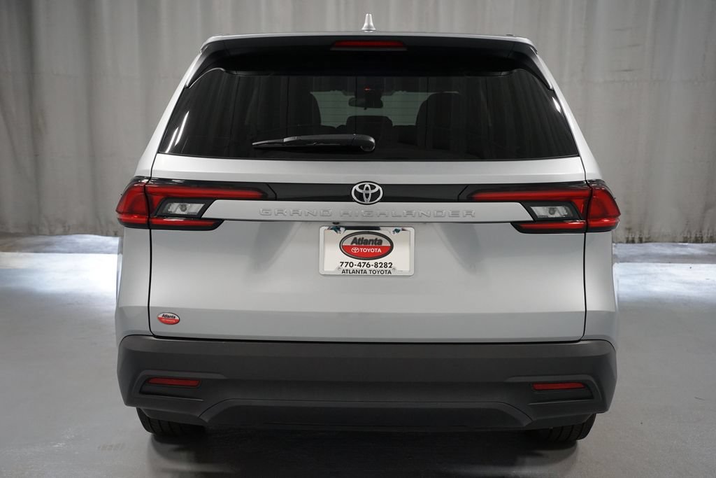 Certified 2025 Toyota Grand Highlander FWD image 7