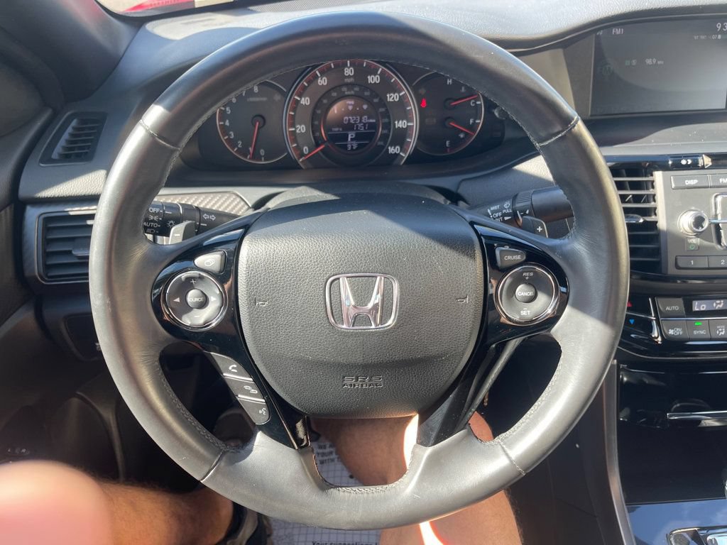 Used 2017 Honda Accord Sport image 13