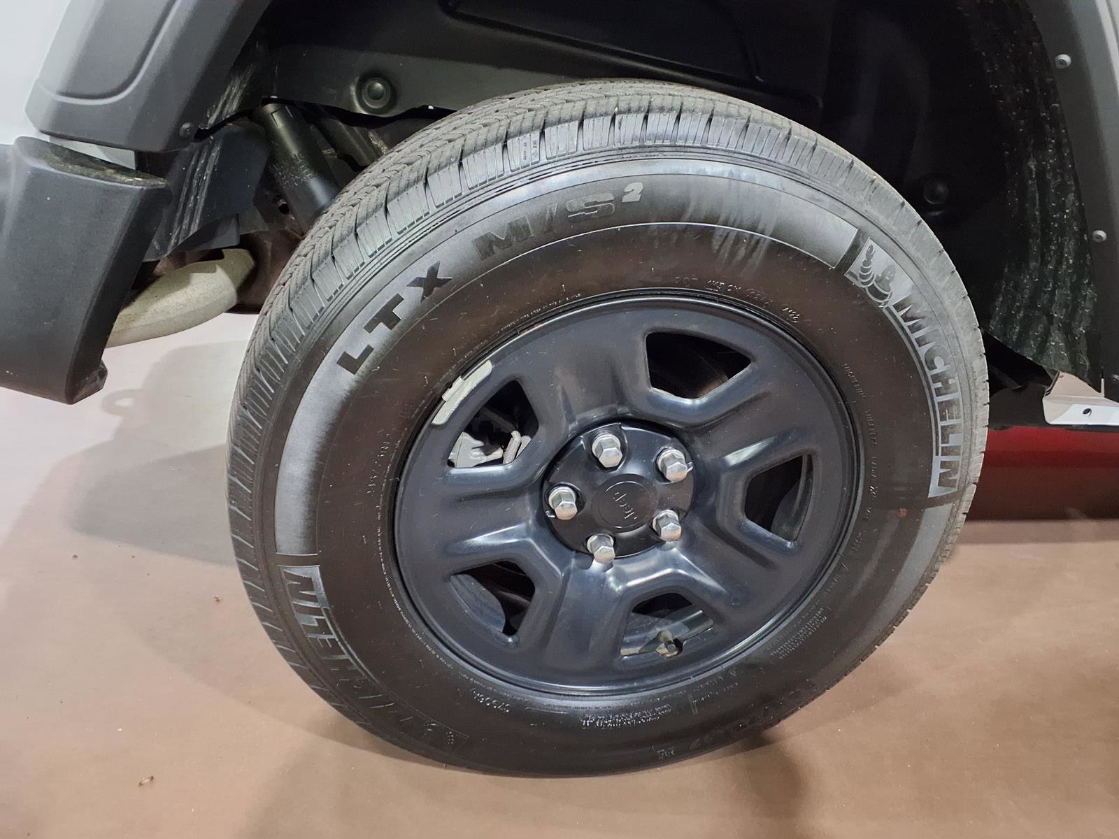 Used 2023 Jeep Wrangler Unlimited Sport AWD/4WD image 7
