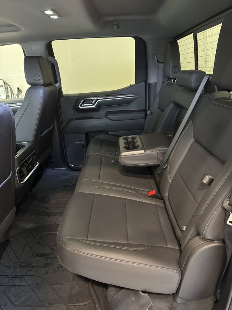 Used 2024 Chevrolet Silverado 1500 LTZ w/ LTZ Premium Package image 11