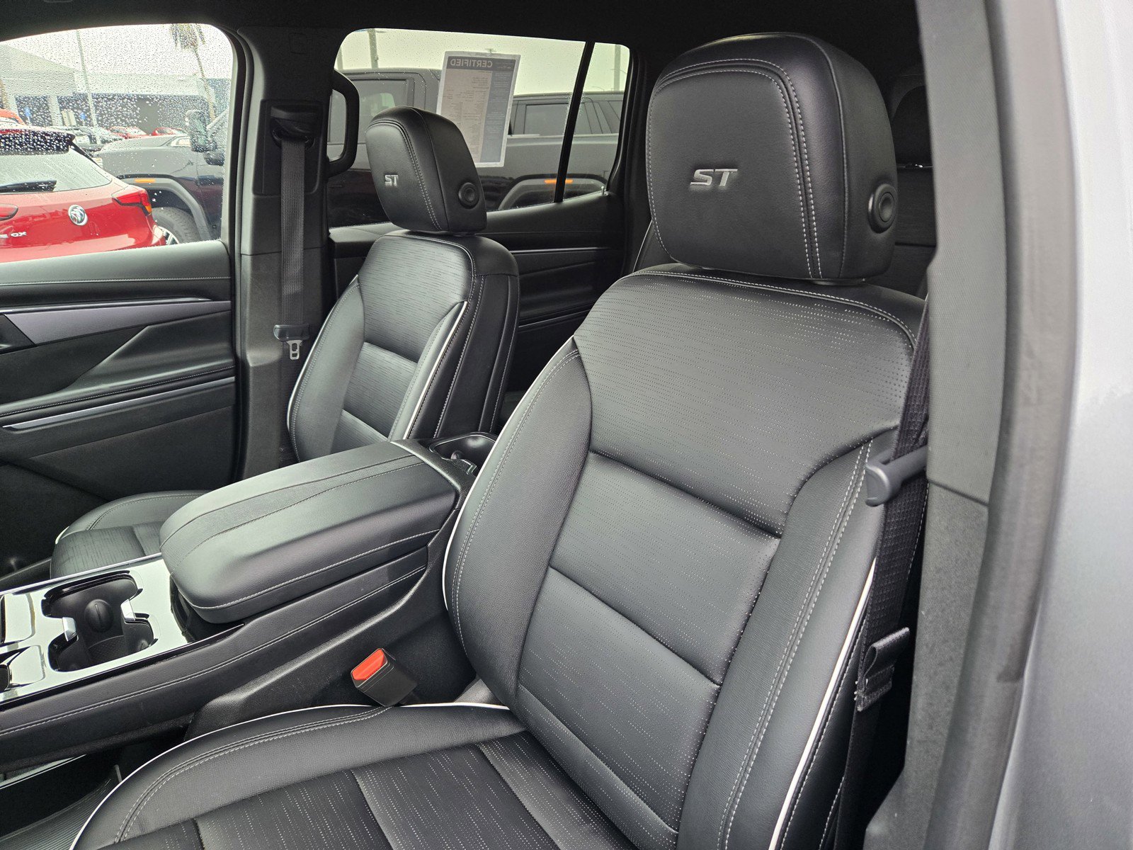 Certified 2025 Buick Enclave Sport Touring image 15