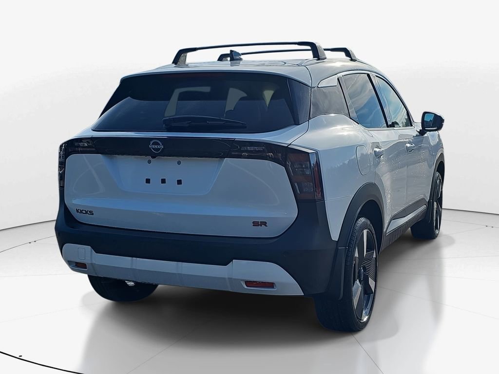 New 2026 Nissan Kicks SR FWD image 6