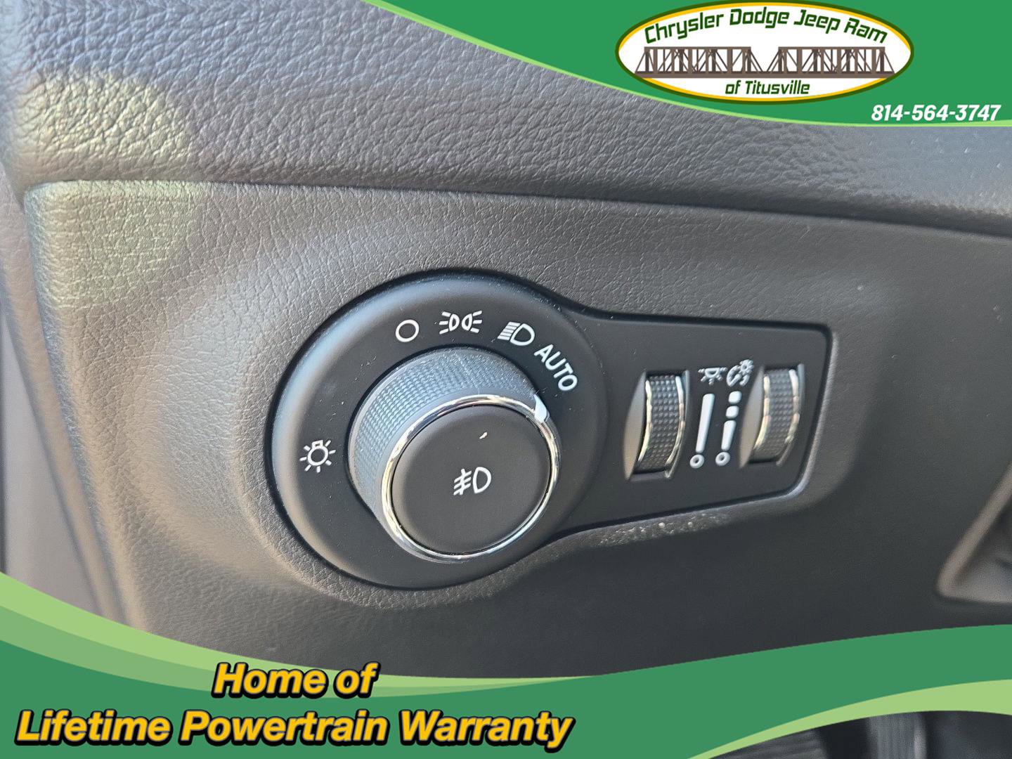 Used 2018 Jeep Compass Limited AWD/4WD image 15