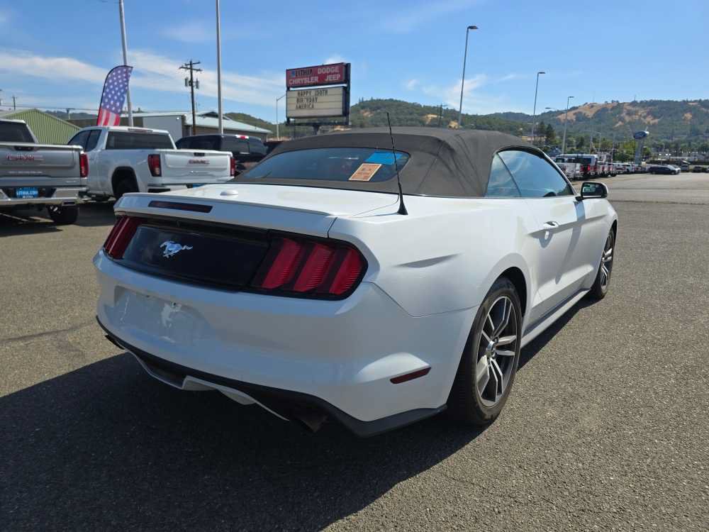 Used 2015 Ford Mustang Premium RWD image 17