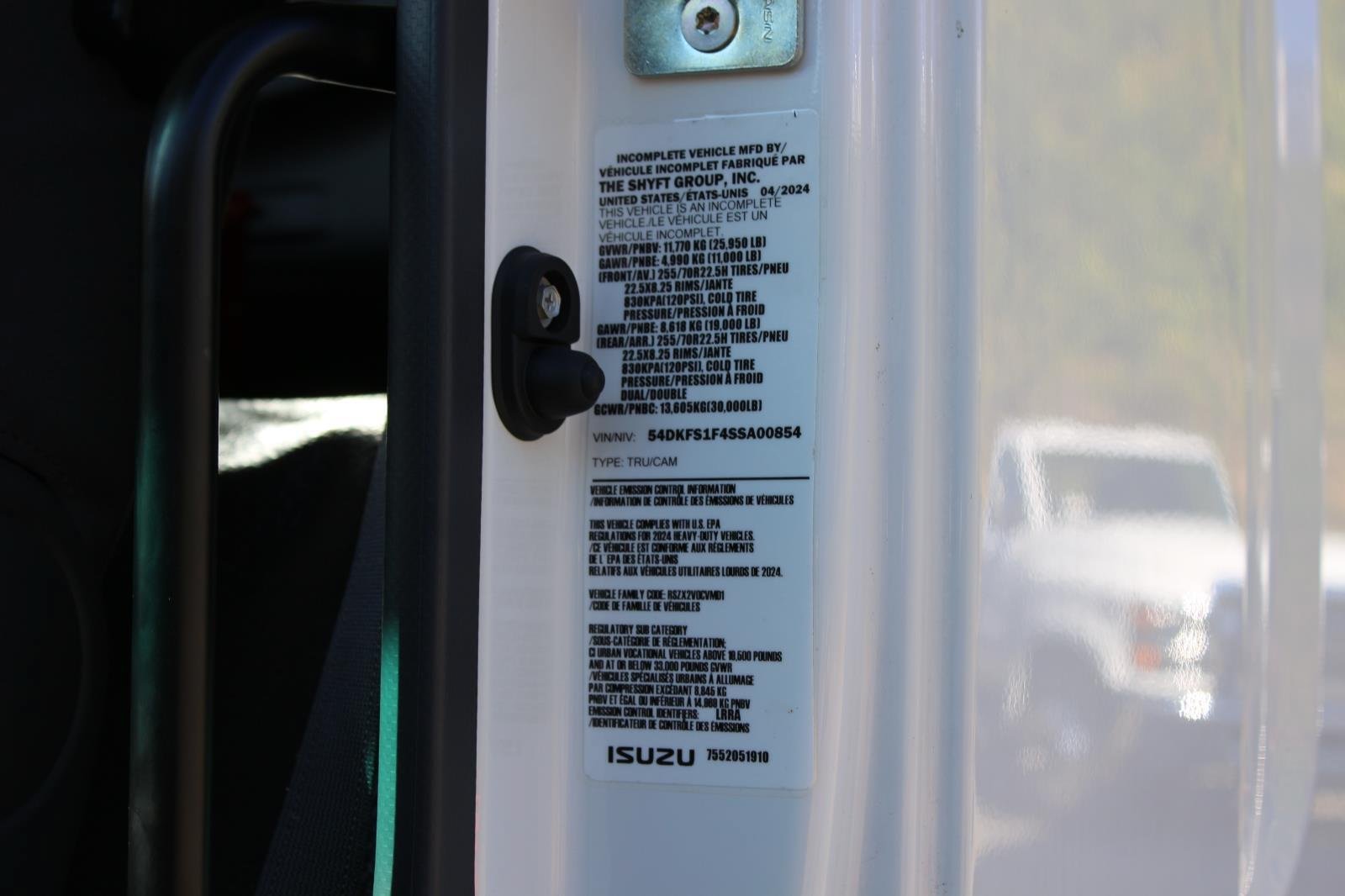 New 2025 Chevrolet Low Cab Forward 6500XD RWD image 27