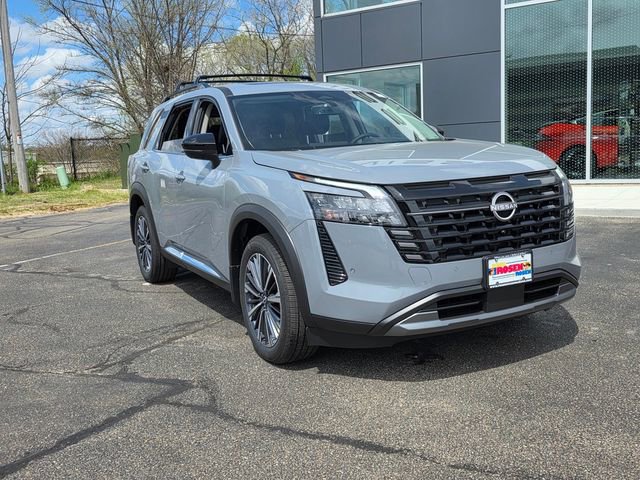 New 2026 Nissan Pathfinder Platinum
