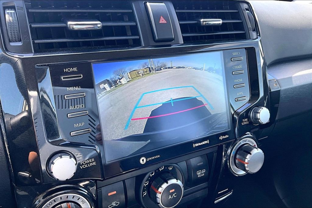 Used 2024 Toyota 4Runner TRD Off-Road Premium image 31
