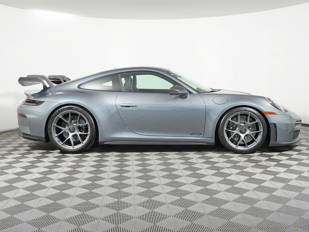 New 2026 Porsche 911 GT3 RWD image 8