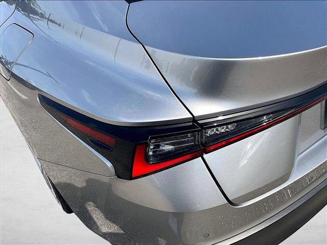 Used 2023 Lexus IS 300 w/ Comfort Package RWD image 29