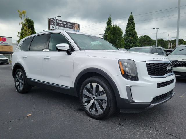 Certified 2022 Kia Telluride EX w/ EX Premium Package FWD image 3