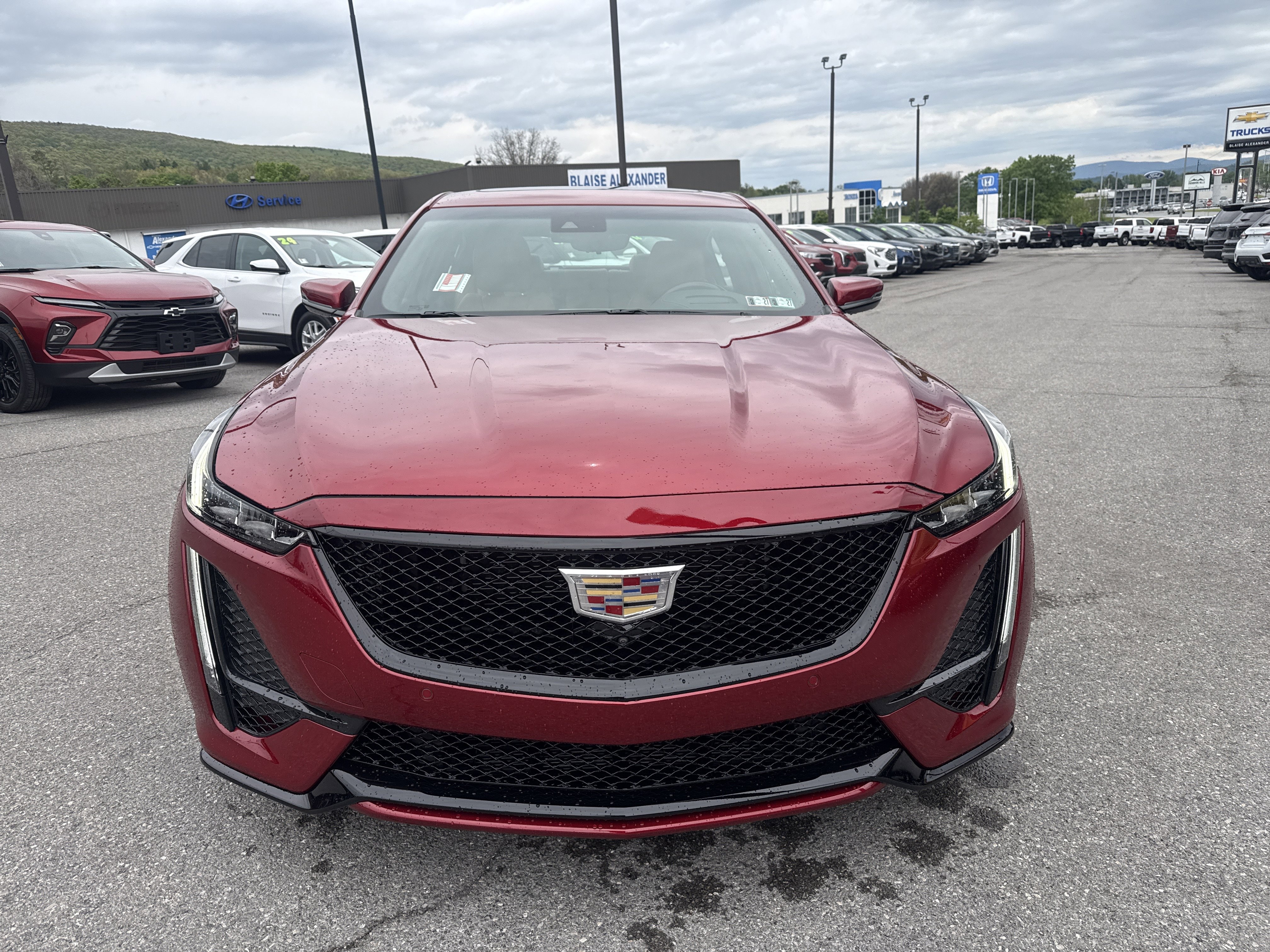 Used 2023 Cadillac CT5 V w/ Platinum Package AWD/4WD image 9