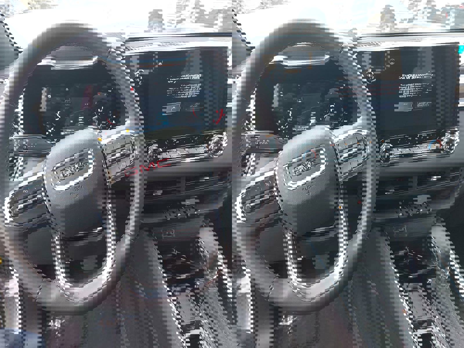 Used 2024 GMC Canyon Elevation w/ Convenience Package image 18