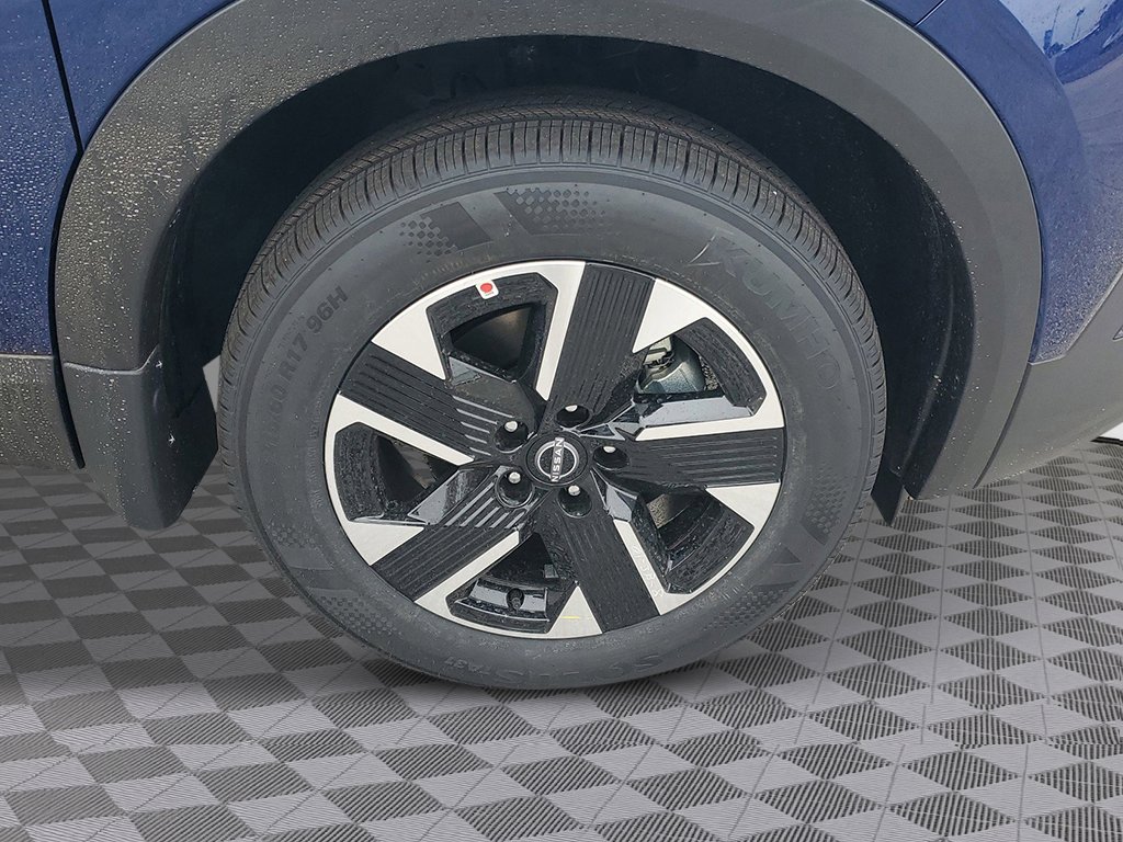 New 2025 Nissan Kicks SV w/ Illumination Package image 10