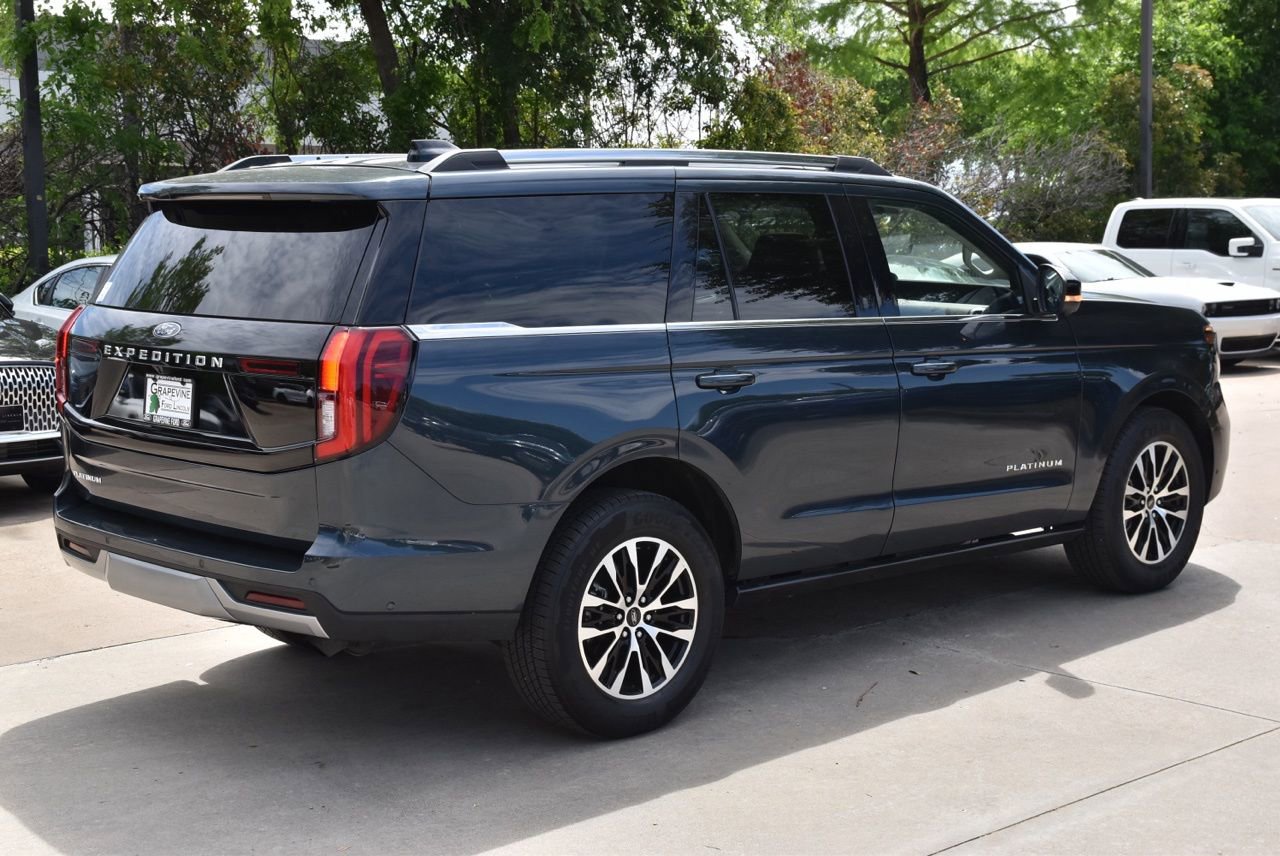 Certified 2025 Ford Expedition Platinum image 7