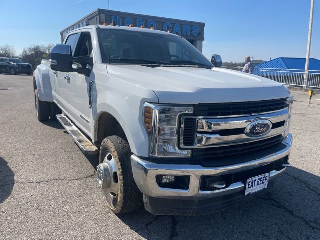 Used 2019 Ford F350 XLT w/ XLT Premium Package image 3