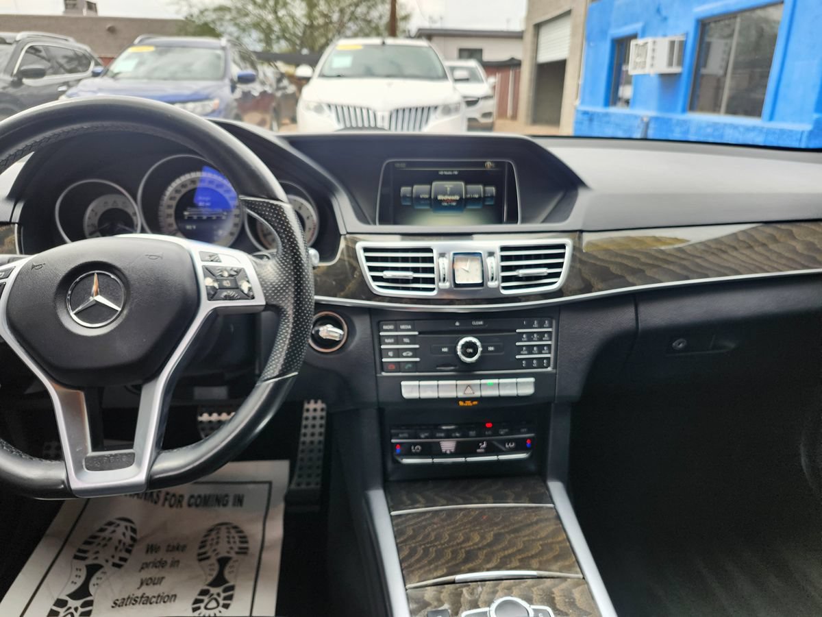 Used 2016 Mercedes-Benz E 350 Sedan w/ Premium Package image 21