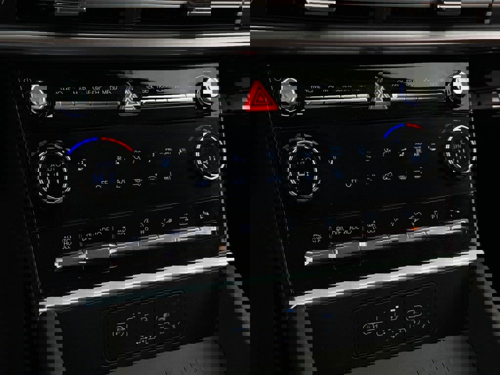 Used 2024 Hyundai Santa Fe XRT image 14