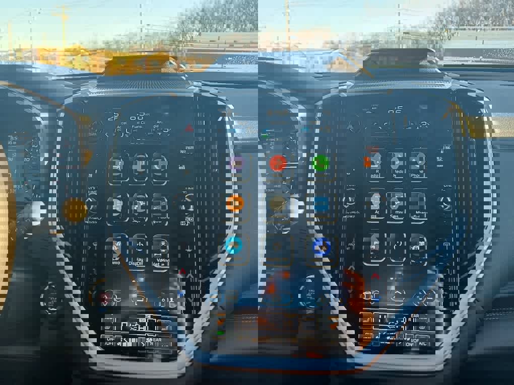 Used 2023 Subaru Ascent Limited image 26