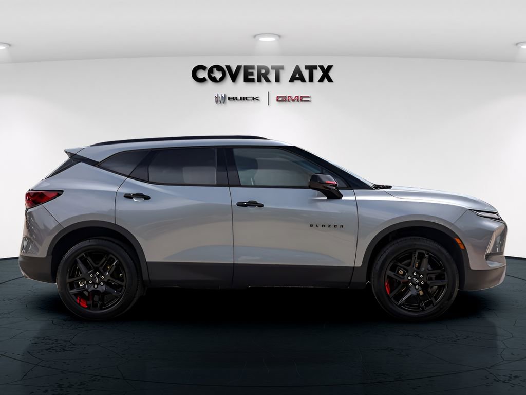 Used 2024 Chevrolet Blazer LT w/ Redline Edition FWD image 8