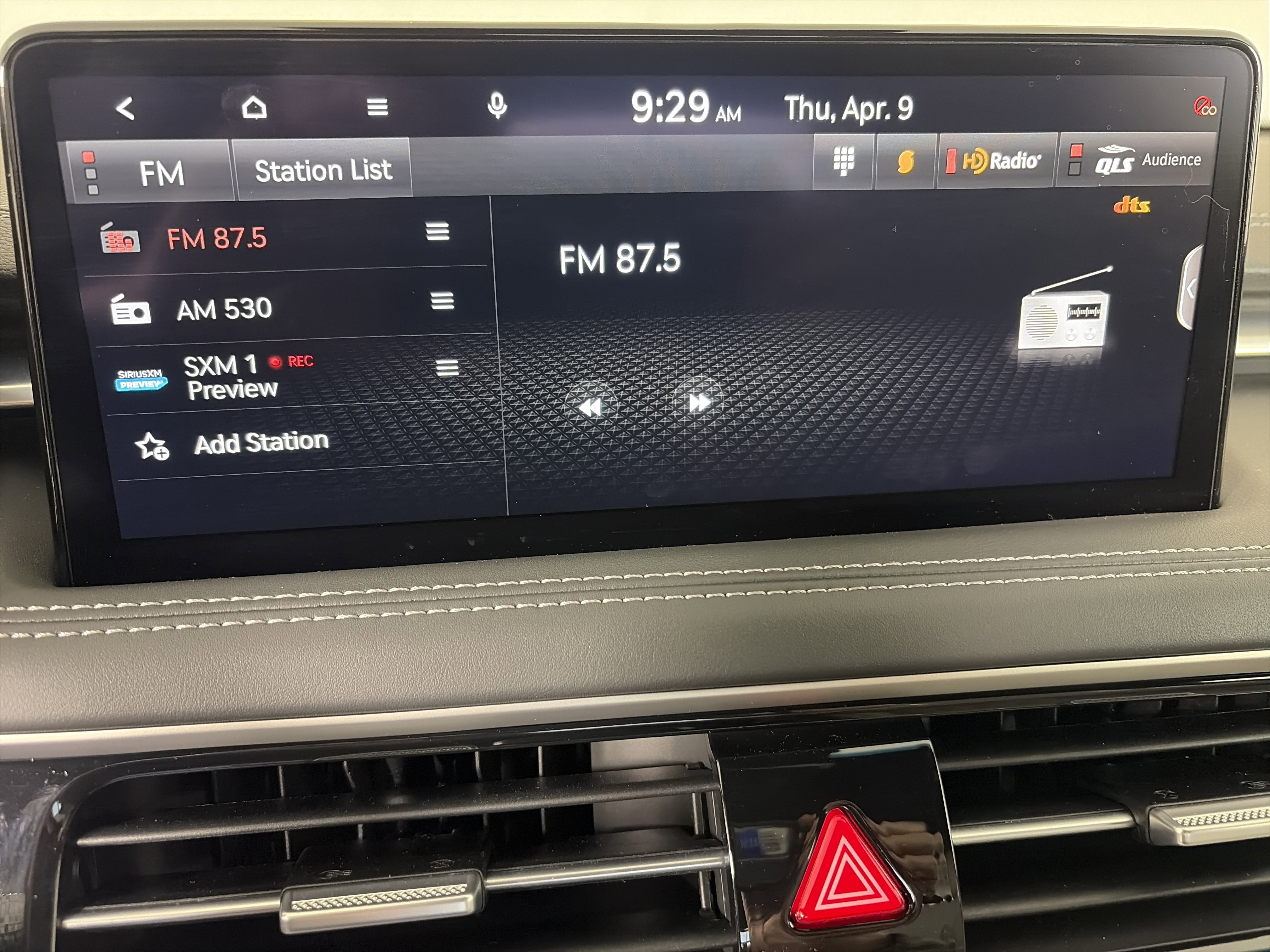 Used 2024 Genesis G70 2.5T w/ Sport Prestige Package image 21