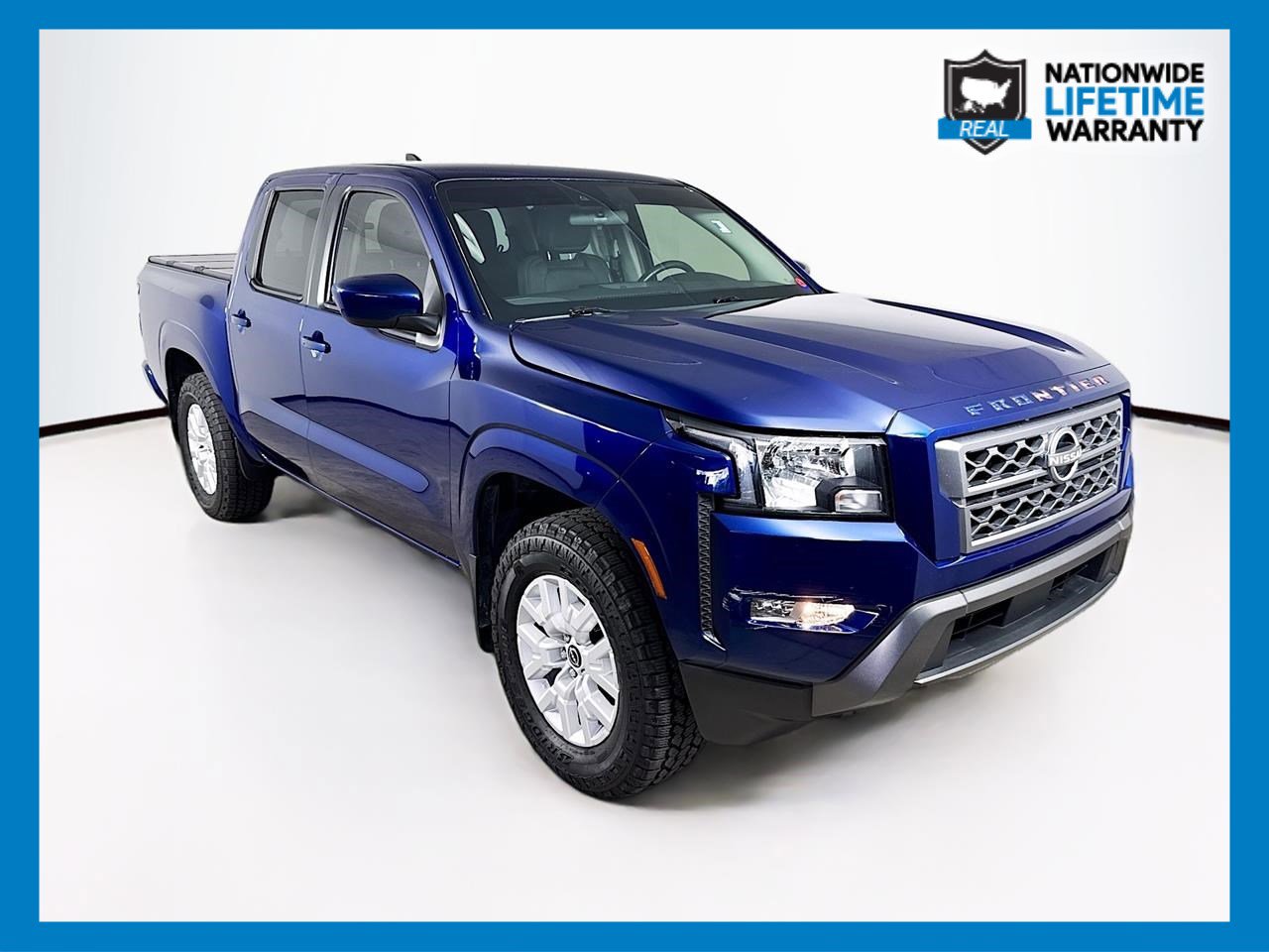 Used 2022 Nissan Frontier SV image 1