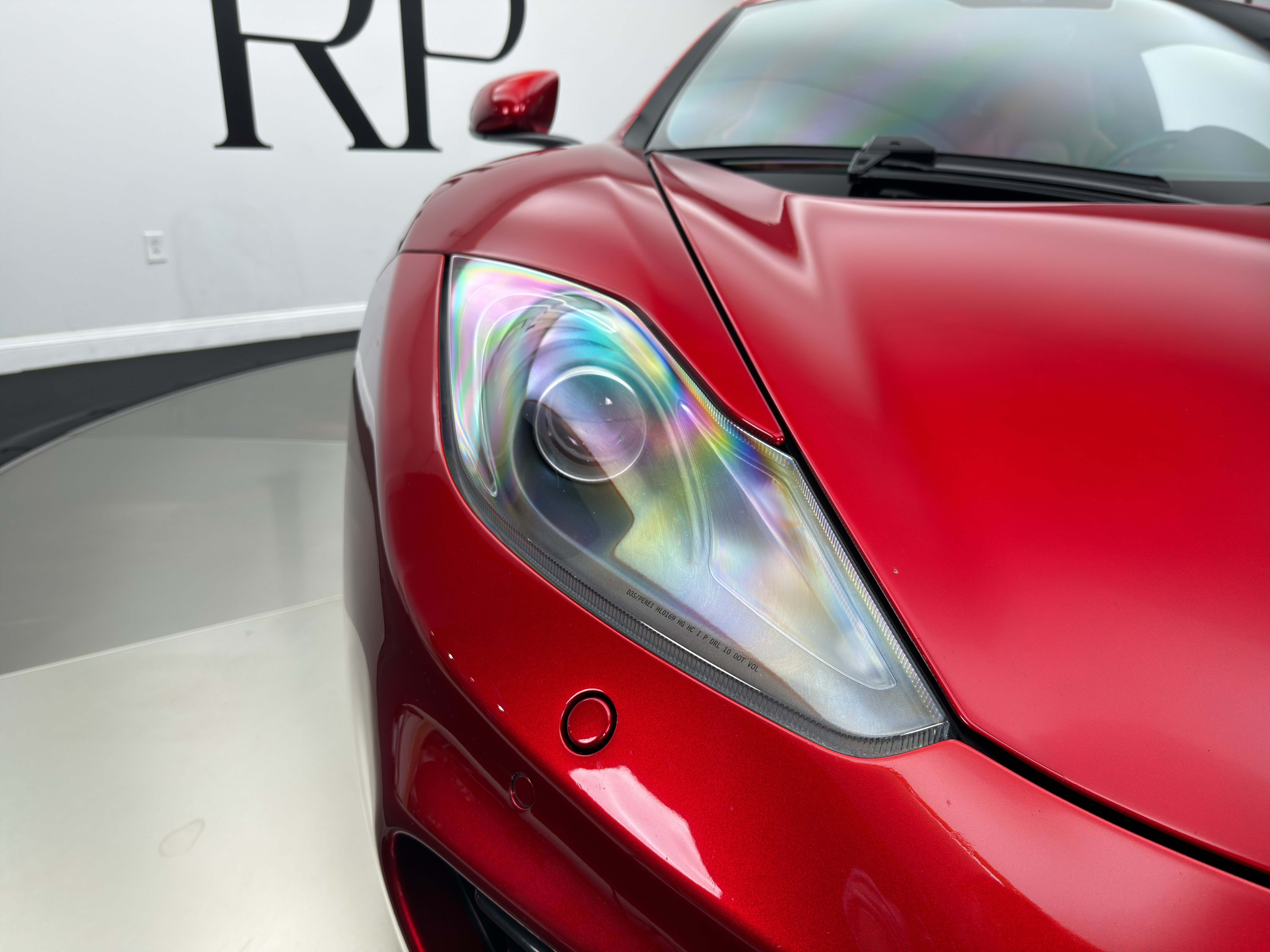 Used 2012 McLaren MP4-12C Coupe RWD image 10