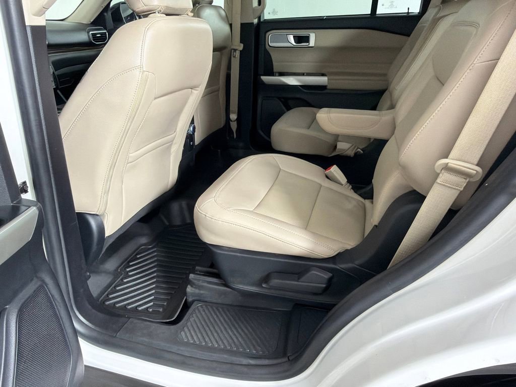Used 2022 Ford Explorer Limited w/ Equipment Group 301A RWD image 23
