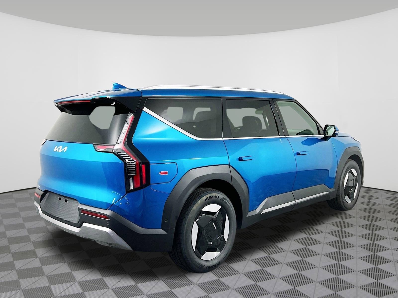 New 2026 Kia EV9 Wind AWD/4WD image 33