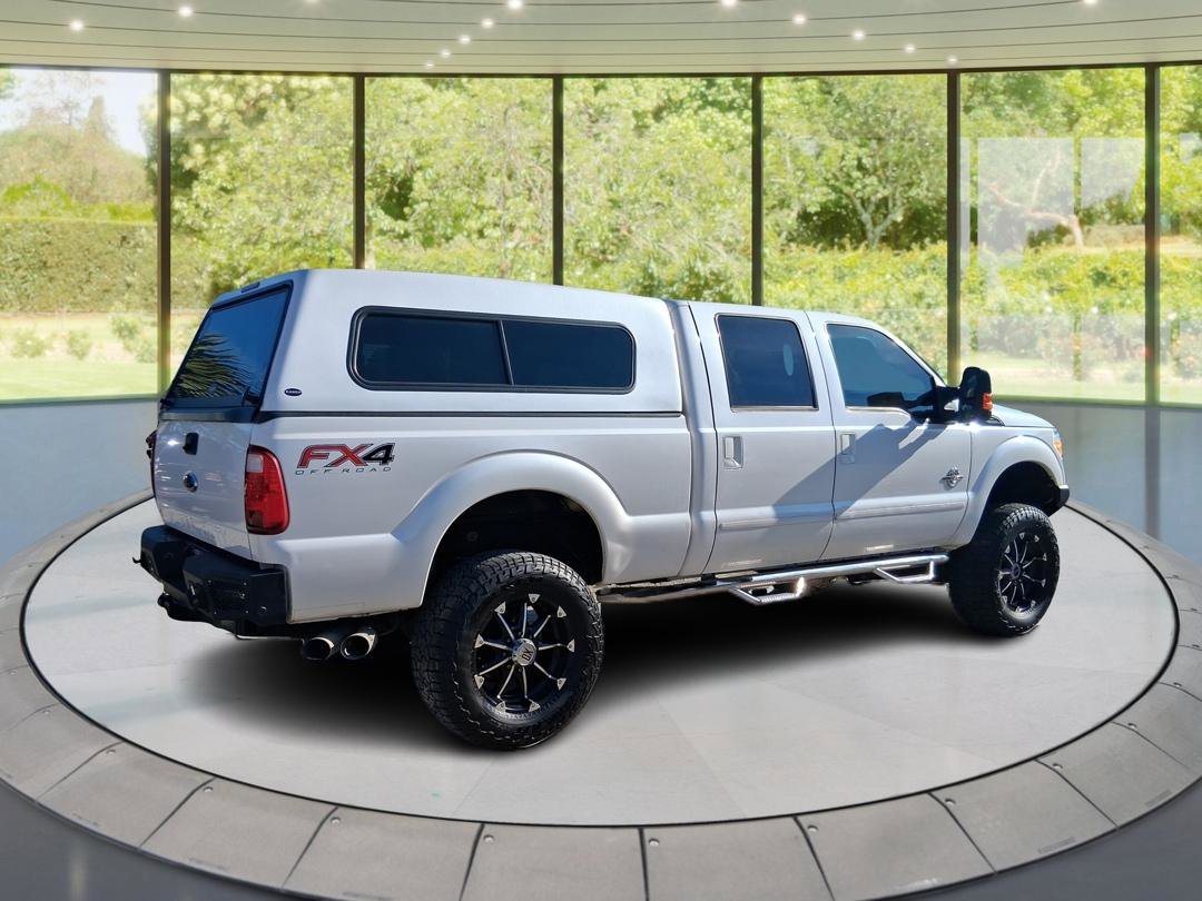 Used 2012 Ford F250 Lariat w/ Lariat Interior Pkg image 5