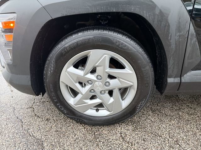Used 2024 Hyundai Kona SE image 20