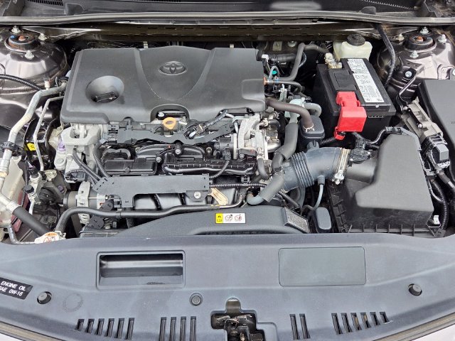 Used 2020 Toyota Camry XSE FWD image 18