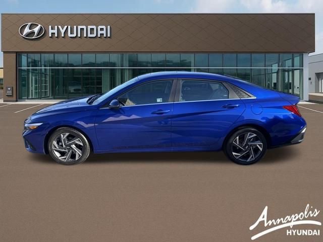 Certified 2025 Hyundai Elantra Limited image 2