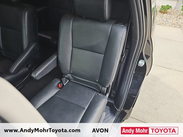 Used 2019 Toyota Sequoia TRD Sport w/ TRD Sport Premium Package AWD/4WD image 32