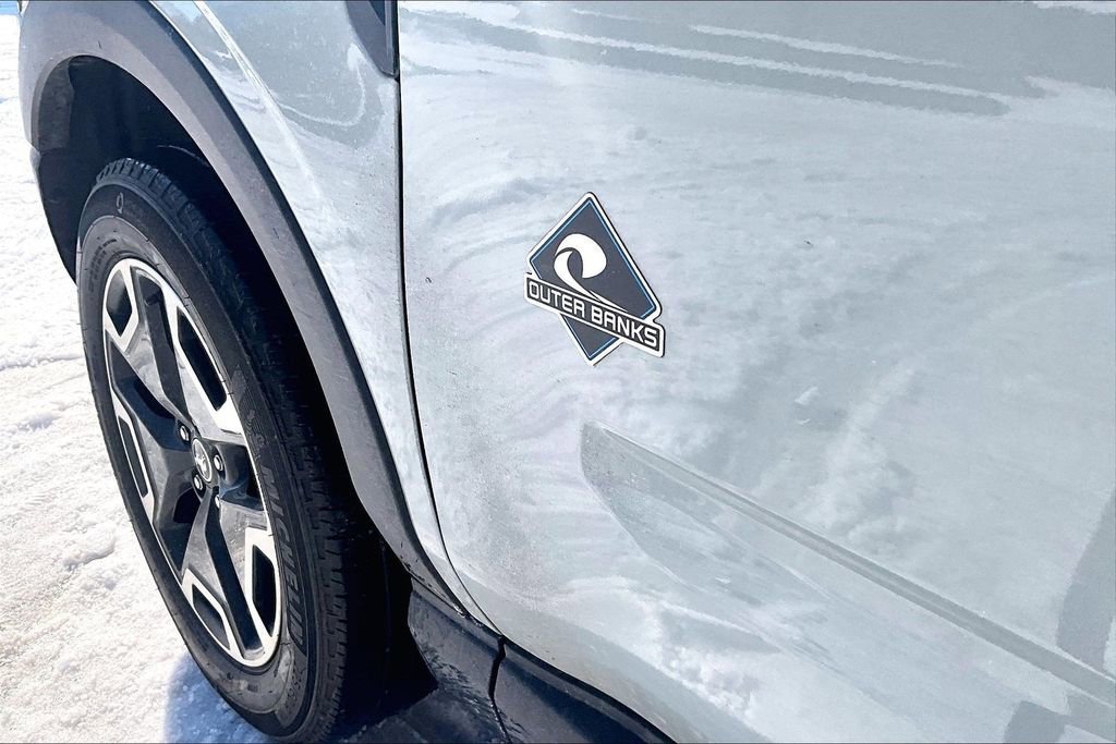 Used 2024 Ford Bronco Sport Outer Banks image 7