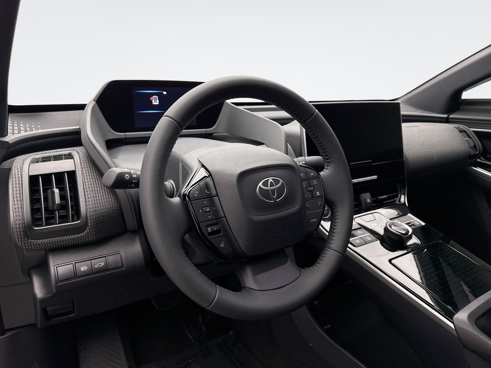 Used 2025 Toyota bZ4X AWD image 10