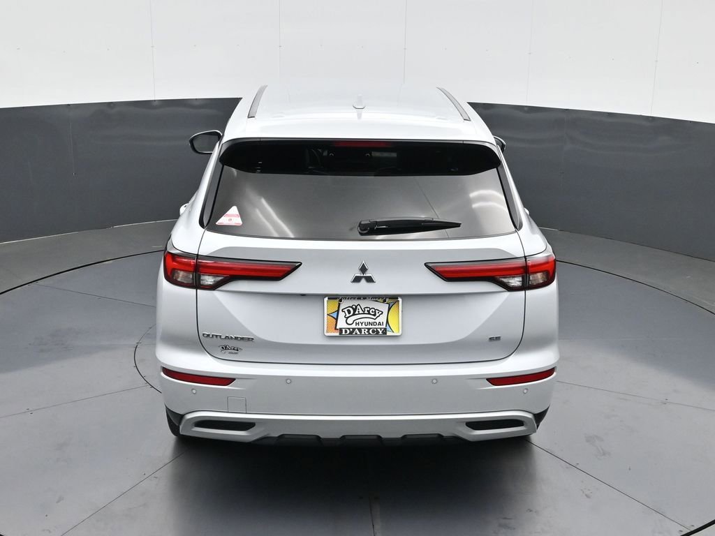 Used 2024 Mitsubishi Outlander SE image 19