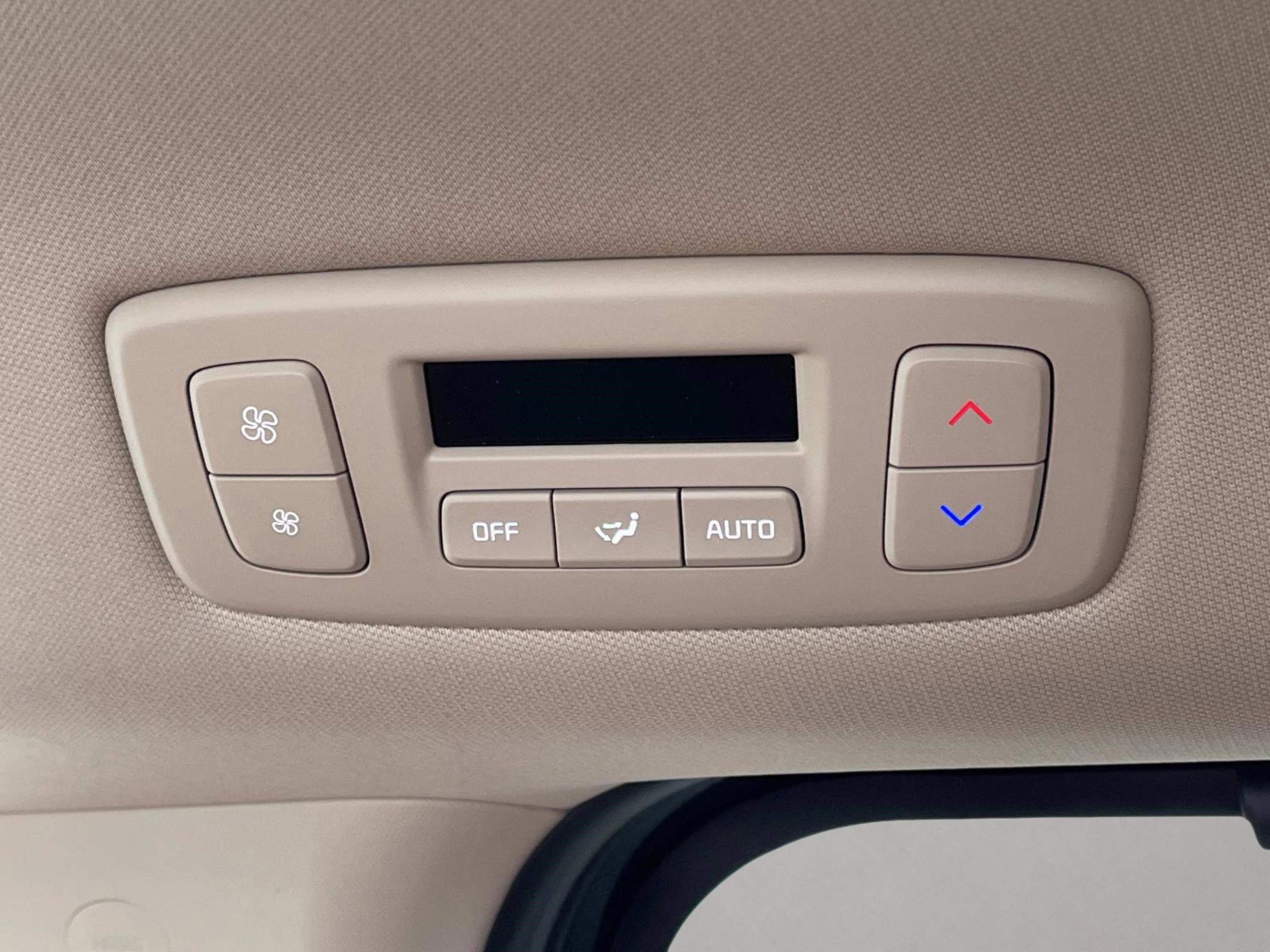 New 2026 Kia Carnival SX w/ SX Dark Edition Package image 19