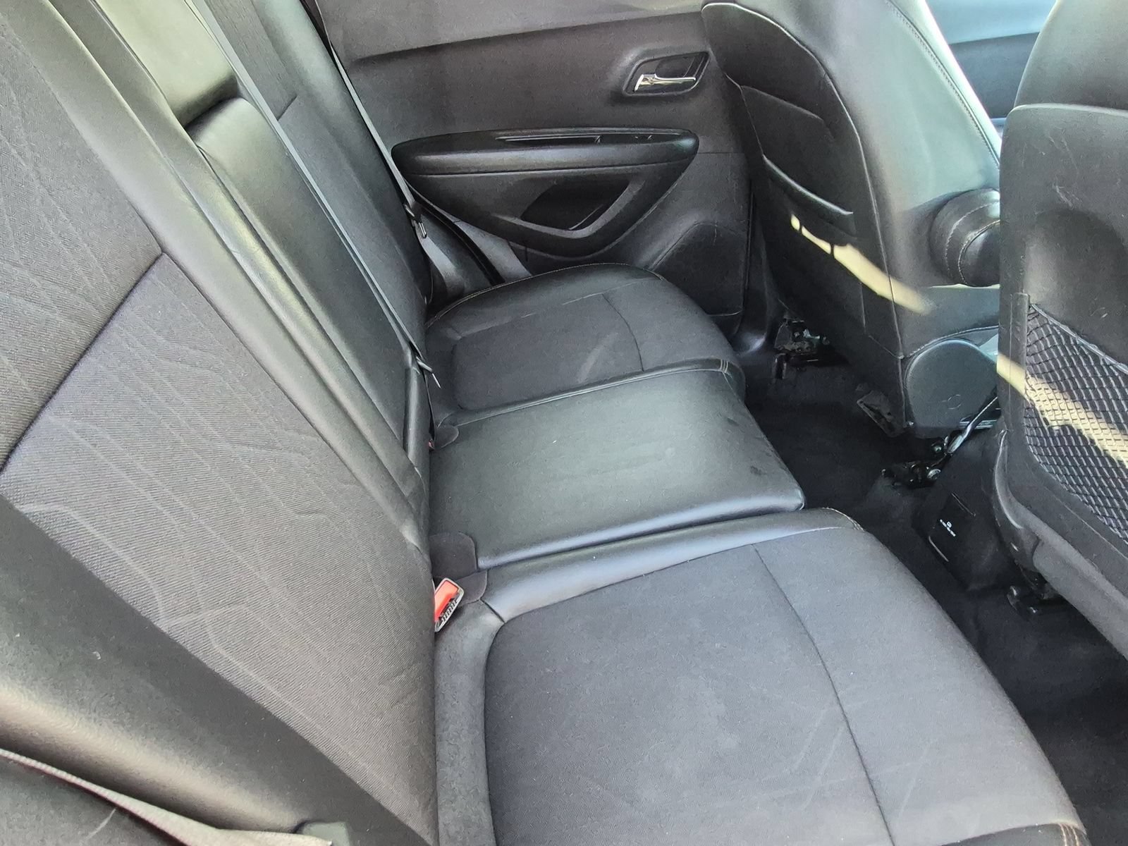 Used 2019 Chevrolet Trax LT w/ LT Convenience Package FWD image 20