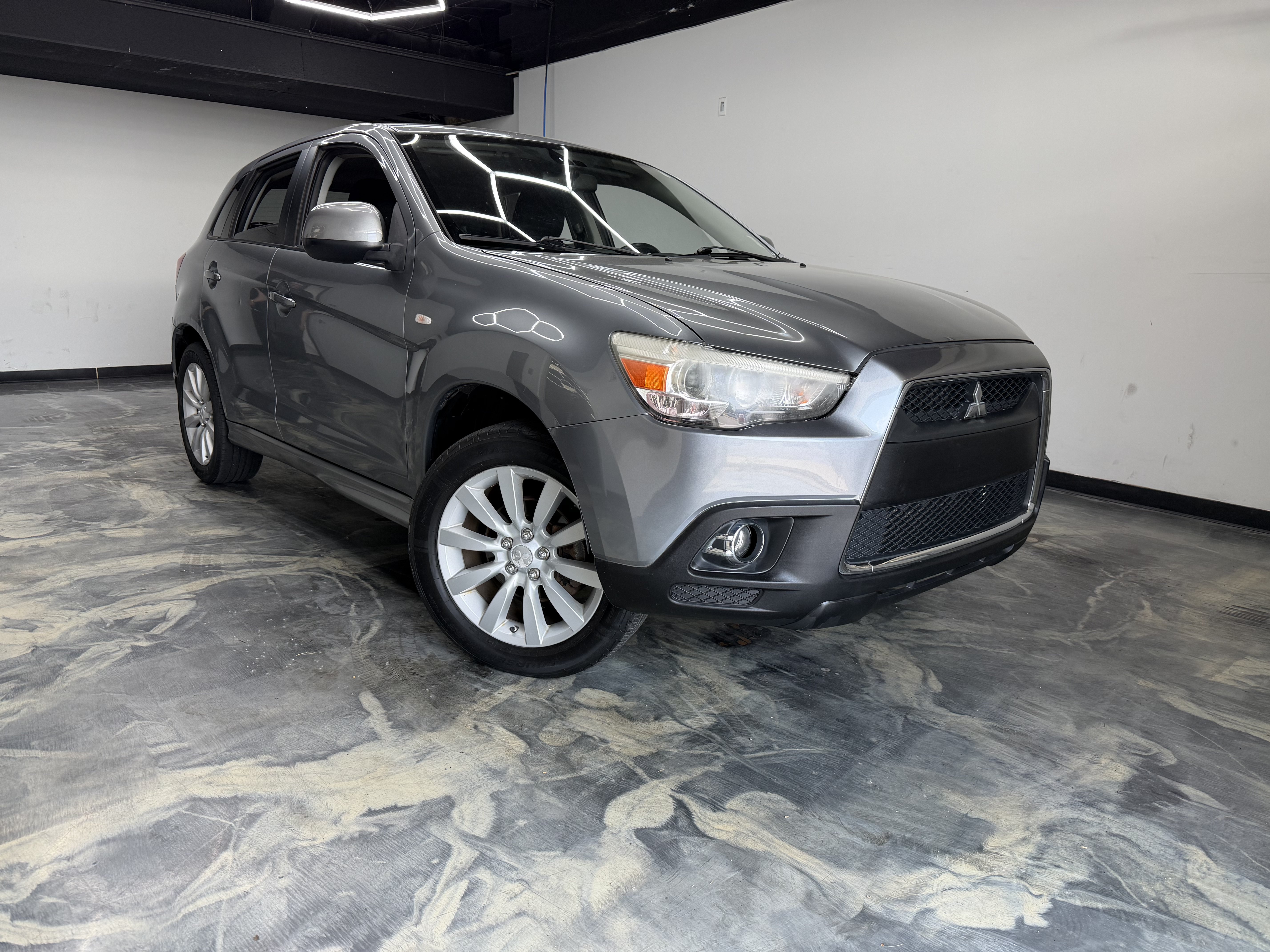 Used 2011 Mitsubishi Outlander Sport SE AWD/4WD image 5