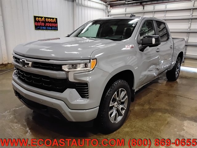Used 2024 Chevrolet Silverado 1500 RST w/ Convenience Package II AWD/4WD image 4