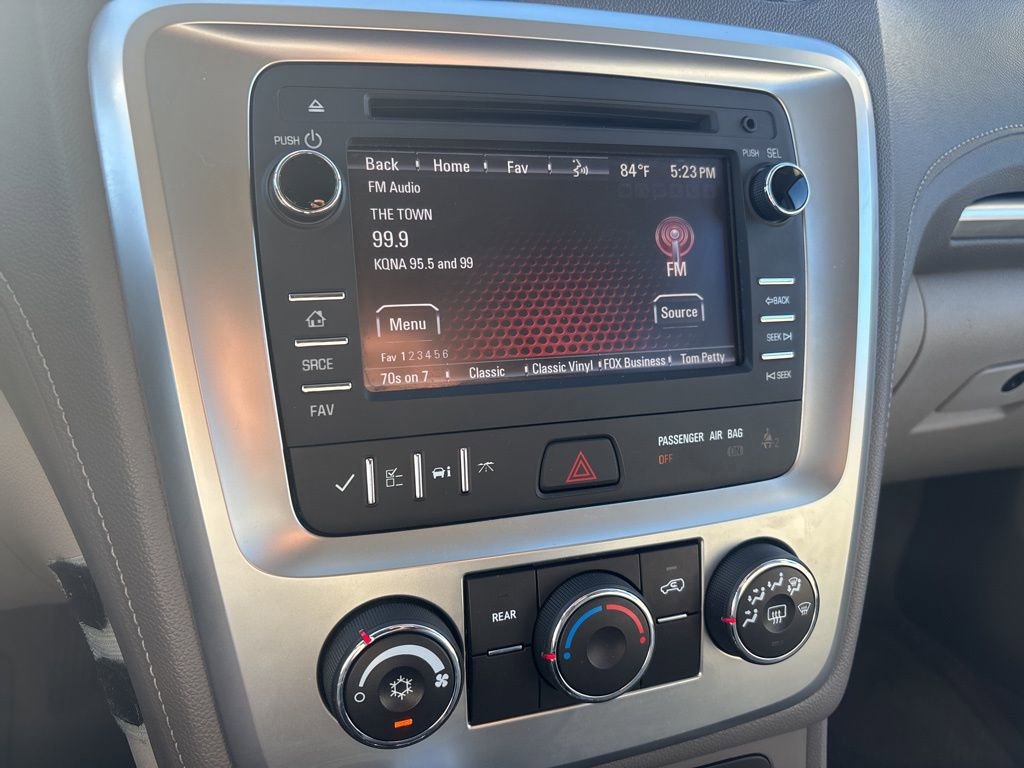 Used 2015 GMC Acadia SLE image 26