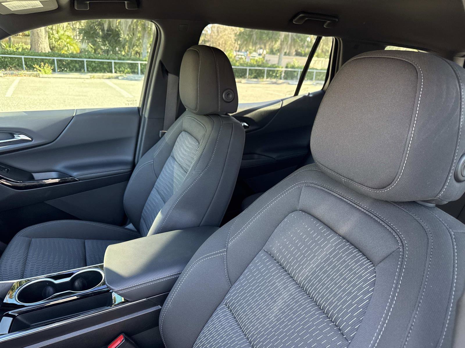 Used 2025 Chevrolet Equinox LT image 20