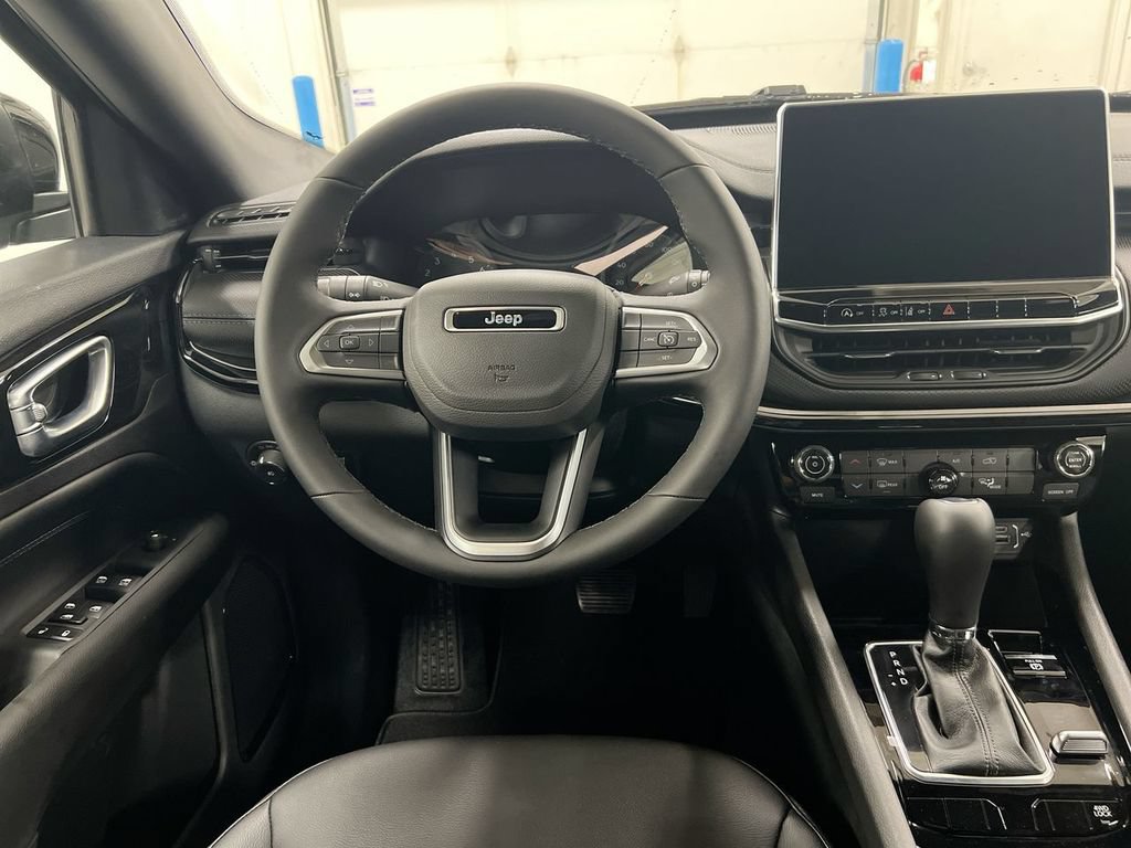 New 2026 Jeep Compass Latitude AWD/4WD image 11