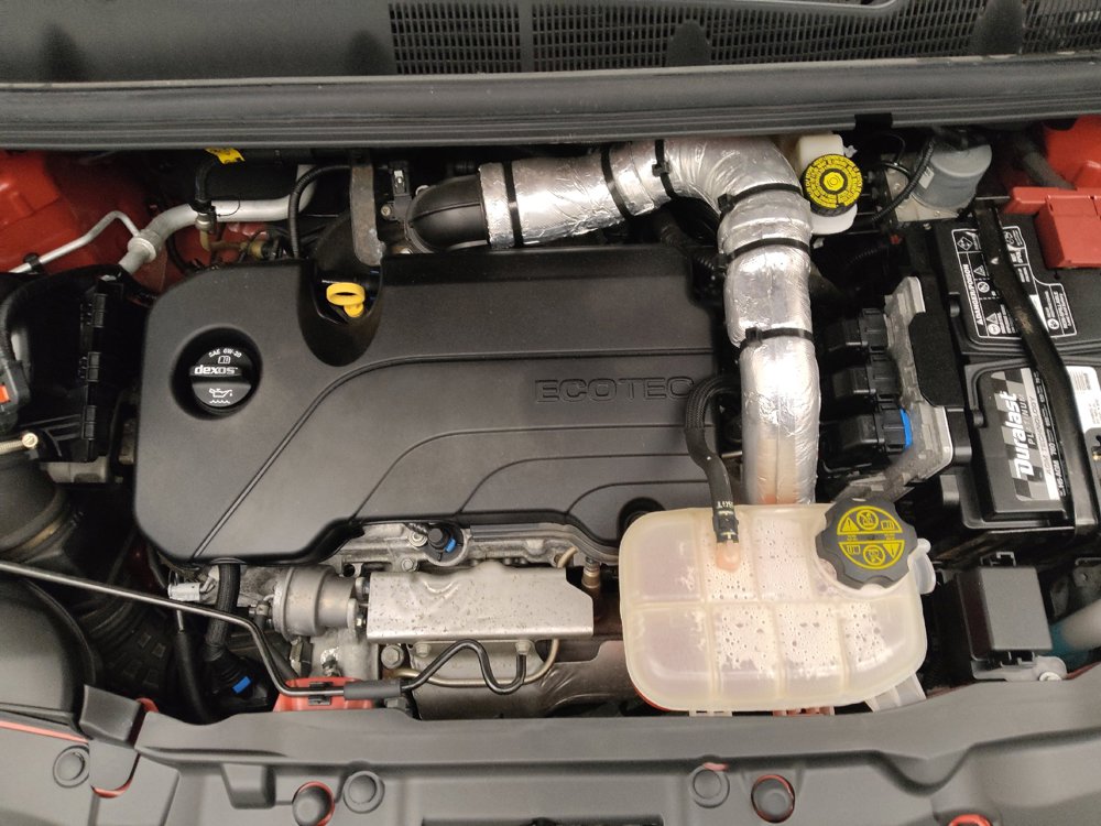 Used 2019 Buick Encore Essence FWD image 30