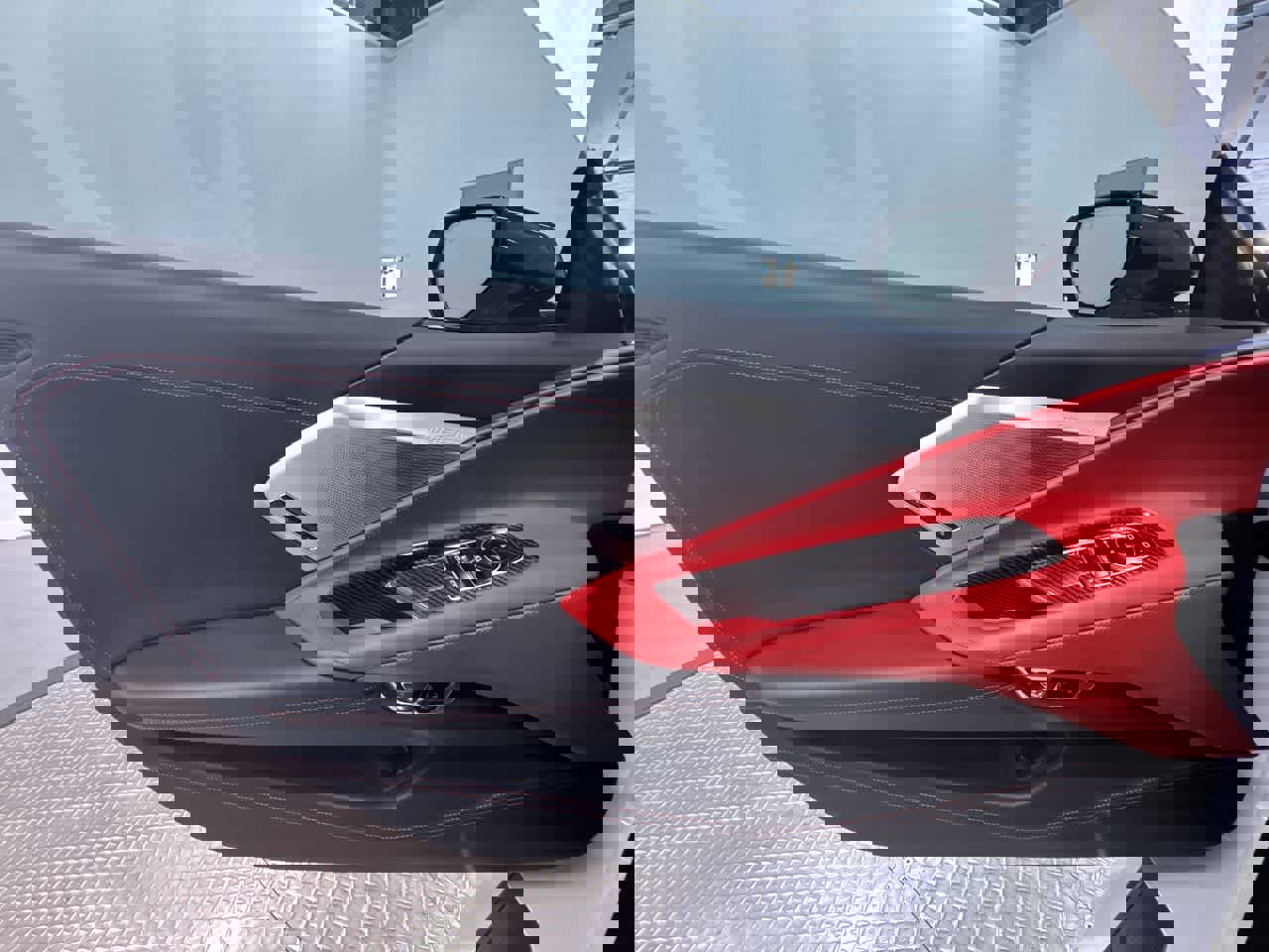 Used 2021 Chevrolet Corvette Stingray Premium Cpe w/ Z51 Performance Package image 33