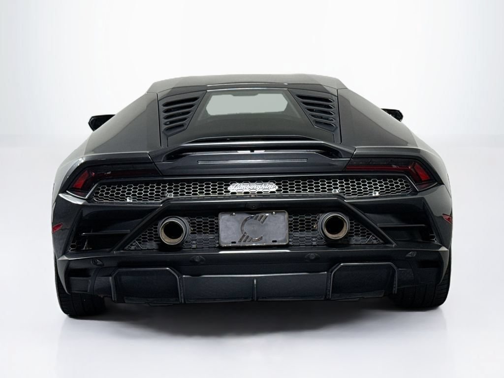 Used 2021 Lamborghini Huracan EVO RWD image 4