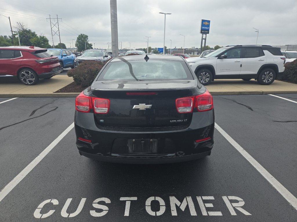 Used 2015 Chevrolet Malibu LT w/ Leather Package FWD image 3